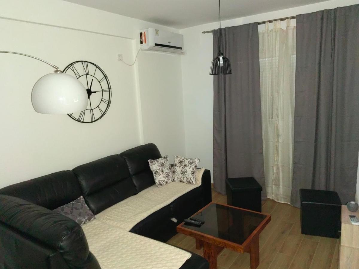 Apartament Stan Na Dan Nikšić Zewnętrze zdjęcie